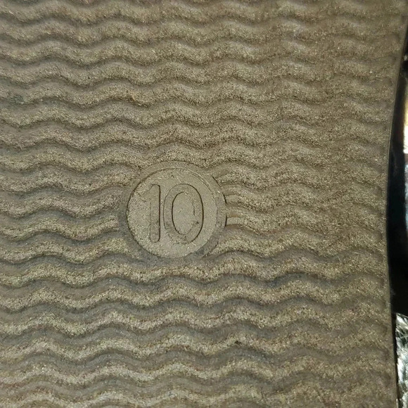 Arizona Jeans Co Sandals - Picture 6 of 9